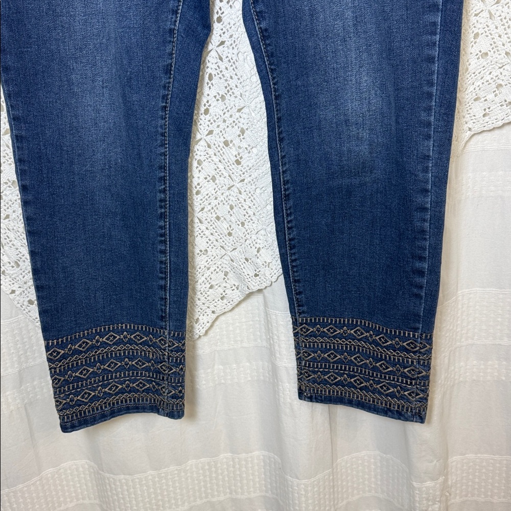 Anne Klein Dark Blue Skinny Ankle Jeans - Picture 4 of 8